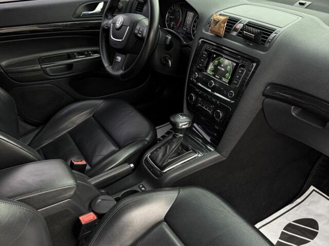 Білий Шкода Октавія, об'ємом двигуна 2 л та пробігом 202 тис. км за 11200 $, фото 14 на Automoto.ua