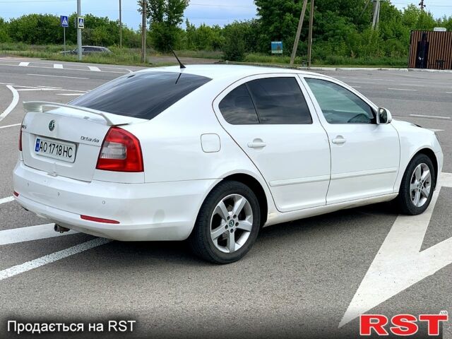 Белый Шкода Октавия, объемом двигателя 2 л и пробегом 230 тыс. км за 8100 $, фото 3 на Automoto.ua