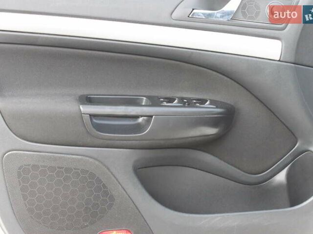 Белый Шкода Октавия, объемом двигателя 1.6 л и пробегом 170 тыс. км за 7450 $, фото 14 на Automoto.ua