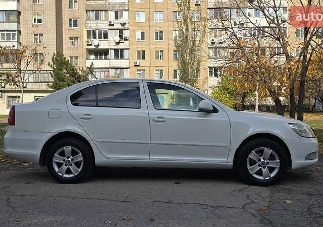 Білий Шкода Октавія, об'ємом двигуна 1.97 л та пробігом 180 тис. км за 8700 $, фото 16 на Automoto.ua