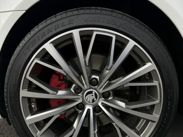 Білий Шкода Октавія, об'ємом двигуна 2 л та пробігом 202 тис. км за 11200 $, фото 18 на Automoto.ua