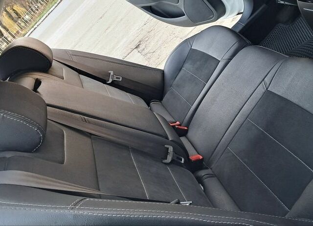 Белый Шкода Октавия, объемом двигателя 1.8 л и пробегом 83 тыс. км за 8800 $, фото 8 на Automoto.ua