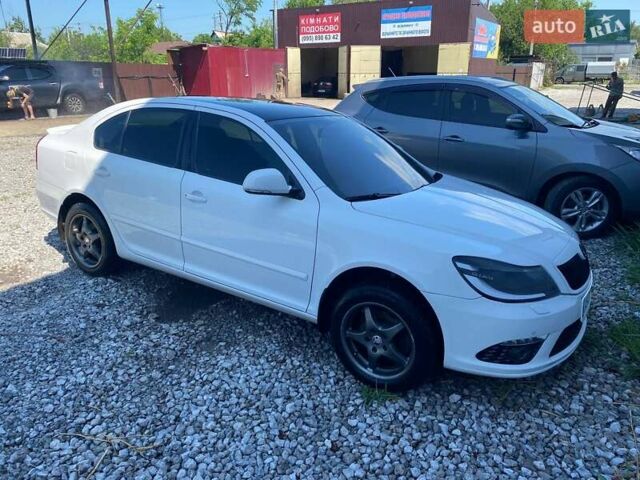 Білий Шкода Октавія, об'ємом двигуна 1.8 л та пробігом 103 тис. км за 8500 $, фото 31 на Automoto.ua