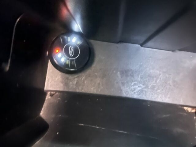 Белый Шкода Октавия, объемом двигателя 1.6 л и пробегом 186 тыс. км за 7700 $, фото 10 на Automoto.ua