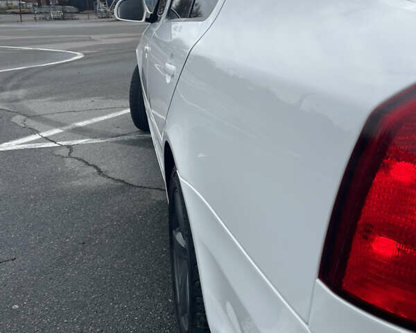 Белый Шкода Октавия, объемом двигателя 1.6 л и пробегом 312 тыс. км за 7500 $, фото 22 на Automoto.ua