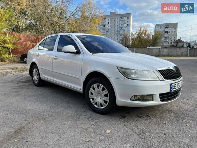 Шкода Октавия 2012 в Днепре (Днепропетровске) на Automoto.ua Белый Шкода Октавия, объемом двигателя 1.8 л и пробегом 167 тыс. км за 6700 $, фото 8 на Automoto.ua