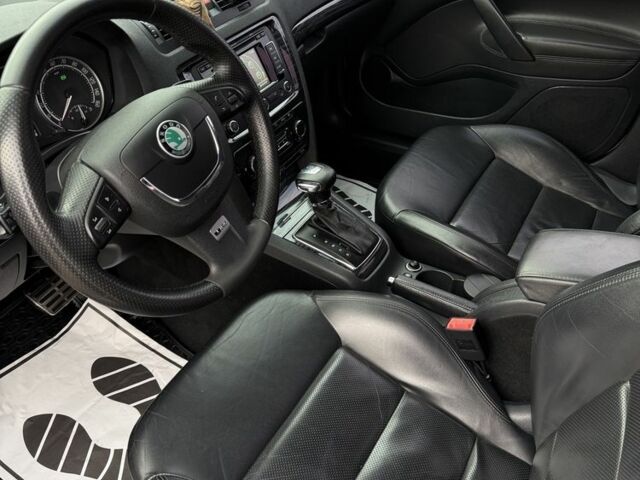 Білий Шкода Октавія, об'ємом двигуна 2 л та пробігом 202 тис. км за 11200 $, фото 8 на Automoto.ua