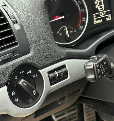 Белый Шкода Октавия, объемом двигателя 1.97 л и пробегом 239 тыс. км за 11999 $, фото 47 на Automoto.ua