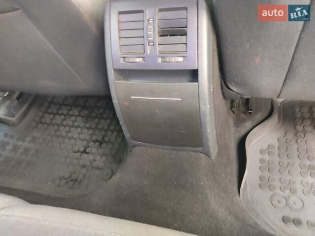Білий Шкода Октавія, об'ємом двигуна 1.6 л та пробігом 163 тис. км за 8999 $, фото 5 на Automoto.ua