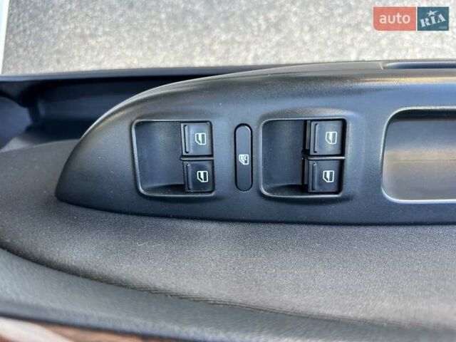 Білий Шкода Октавія, об'ємом двигуна 1.8 л та пробігом 199 тис. км за 7999 $, фото 24 на Automoto.ua