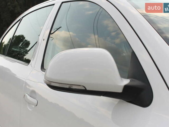 Белый Шкода Октавия, объемом двигателя 1.6 л и пробегом 170 тыс. км за 7450 $, фото 10 на Automoto.ua