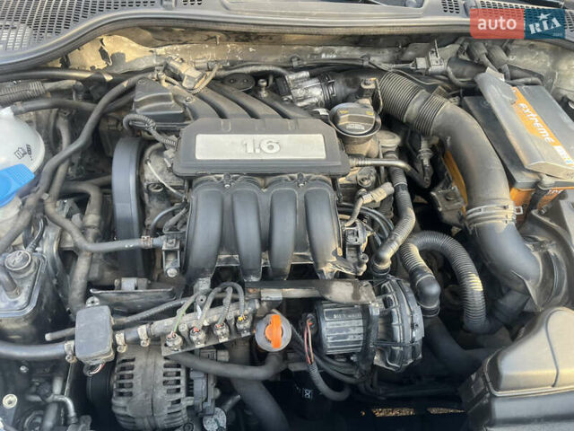 Белый Шкода Октавия, объемом двигателя 1.6 л и пробегом 186 тыс. км за 7700 $, фото 25 на Automoto.ua