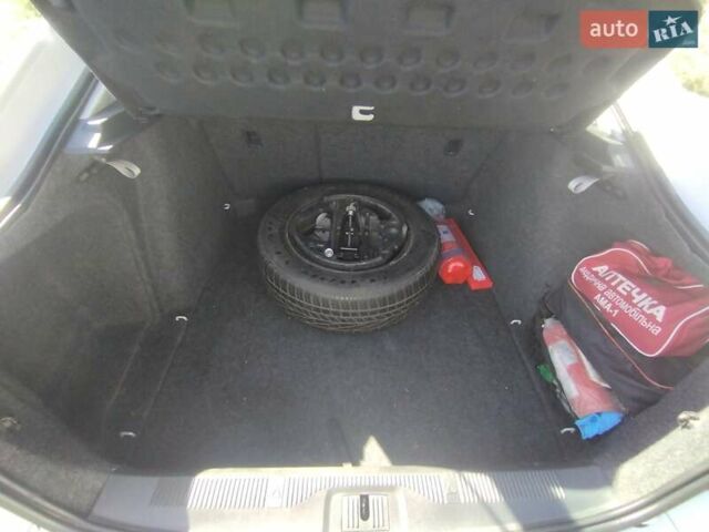 Білий Шкода Октавія, об'ємом двигуна 1.6 л та пробігом 239 тис. км за 9500 $, фото 20 на Automoto.ua