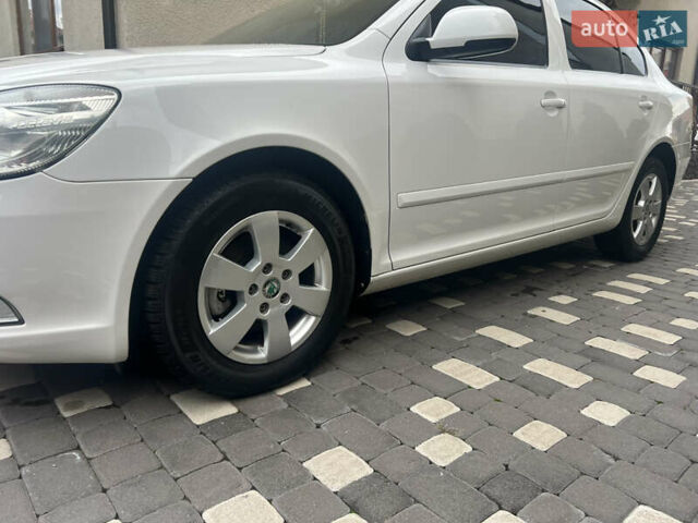 Білий Шкода Октавія, об'ємом двигуна 1.6 л та пробігом 313 тис. км за 7950 $, фото 14 на Automoto.ua