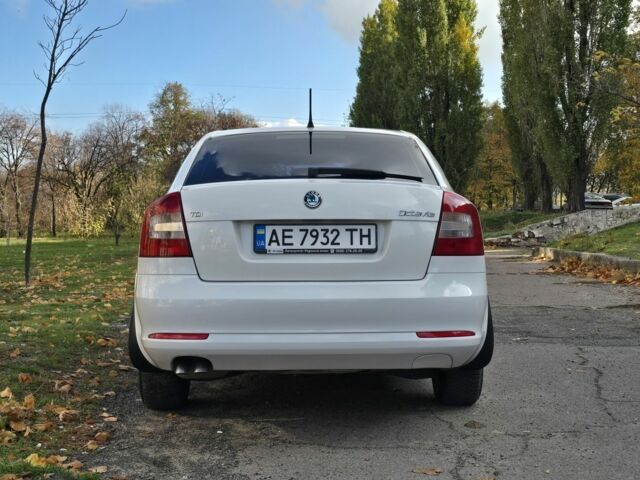 Белый Шкода Октавия, объемом двигателя 2 л и пробегом 180 тыс. км за 8700 $, фото 12 на Automoto.ua