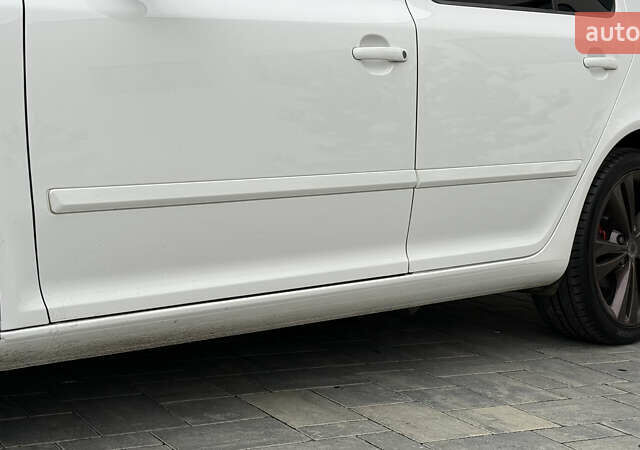 Белый Шкода Октавия, объемом двигателя 1.97 л и пробегом 239 тыс. км за 11999 $, фото 15 на Automoto.ua