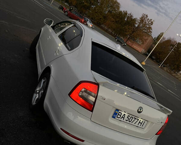Шкода Октавия 2012 в Кропивницком (Кировограде) на Automoto.ua Белый Шкода Октавия, объемом двигателя 1.8 л и пробегом 222 тыс. км за 6700 $, фото 6 на Automoto.ua