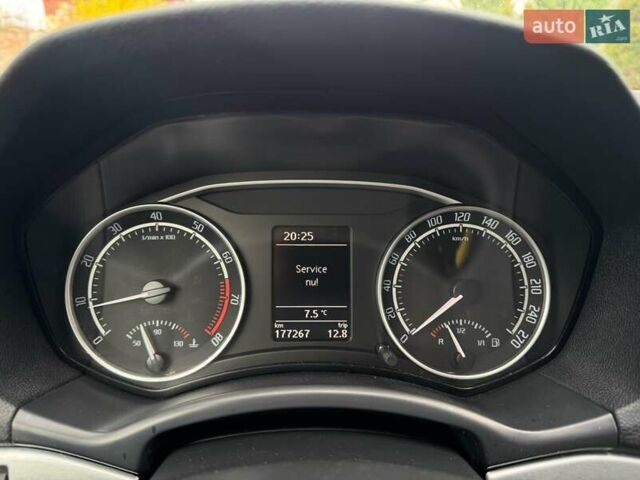 Белый Шкода Октавия, объемом двигателя 1.98 л и пробегом 177 тыс. км за 10550 $, фото 14 на Automoto.ua