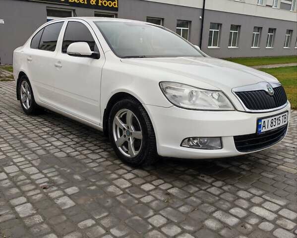 Белый Шкода Октавия, объемом двигателя 1.6 л и пробегом 286 тыс. км за 7500 $, фото 25 на Automoto.ua