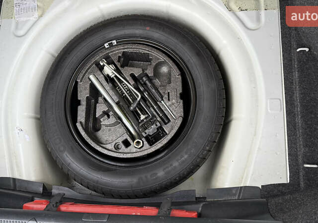 Белый Шкода Октавия, объемом двигателя 1.97 л и пробегом 239 тыс. км за 11999 $, фото 58 на Automoto.ua