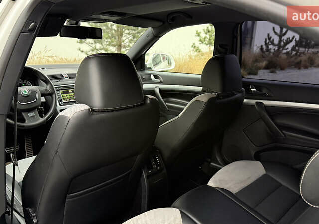 Белый Шкода Октавия, объемом двигателя 1.97 л и пробегом 239 тыс. км за 11999 $, фото 35 на Automoto.ua