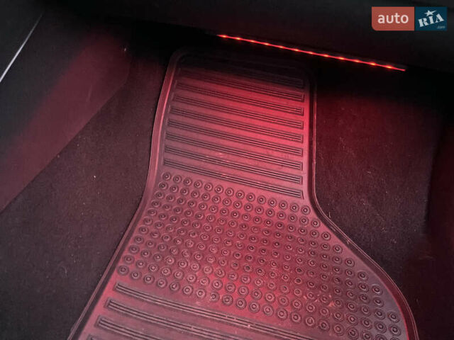 Белый Шкода Октавия, объемом двигателя 1.6 л и пробегом 186 тыс. км за 7700 $, фото 22 на Automoto.ua