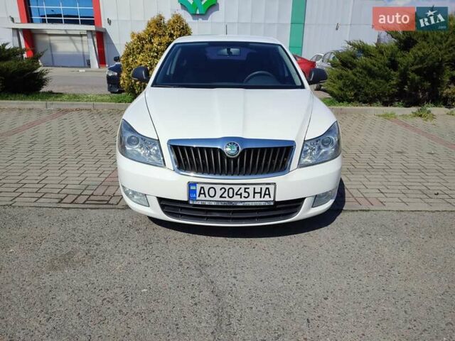 Білий Шкода Октавія, об'ємом двигуна 1.4 л та пробігом 211 тис. км за 7200 $, фото 2 на Automoto.ua