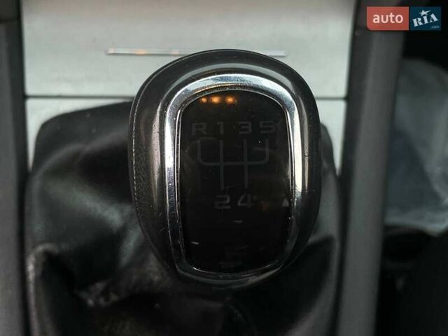 Белый Шкода Октавия, объемом двигателя 1.6 л и пробегом 273 тыс. км за 7299 $, фото 20 на Automoto.ua