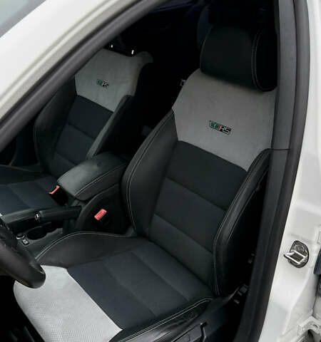 Белый Шкода Октавия, объемом двигателя 1.97 л и пробегом 239 тыс. км за 11999 $, фото 39 на Automoto.ua