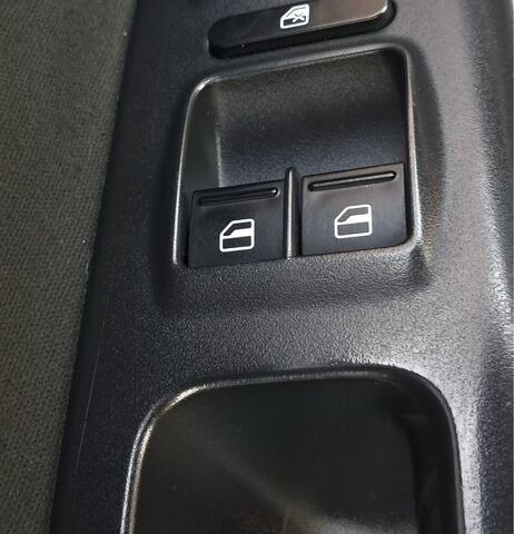 Белый Шкода Октавия, объемом двигателя 1.8 л и пробегом 83 тыс. км за 8800 $, фото 10 на Automoto.ua