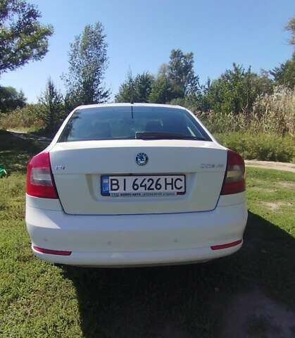 Білий Шкода Октавія, об'ємом двигуна 1.6 л та пробігом 239 тис. км за 9500 $, фото 3 на Automoto.ua