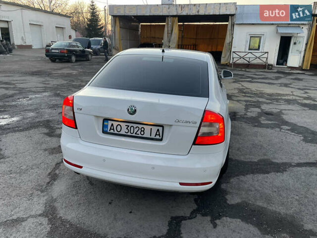 Білий Шкода Октавія, об'ємом двигуна 1.97 л та пробігом 238 тис. км за 7700 $, фото 3 на Automoto.ua