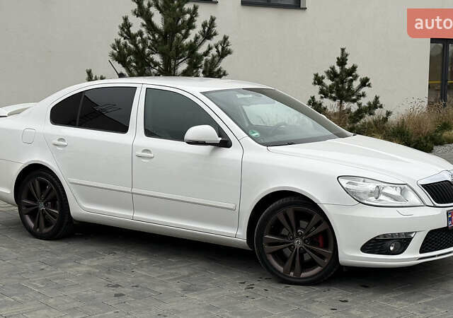 Белый Шкода Октавия, объемом двигателя 1.97 л и пробегом 239 тыс. км за 11999 $, фото 7 на Automoto.ua