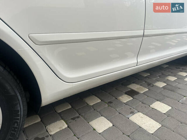 Білий Шкода Октавія, об'ємом двигуна 1.6 л та пробігом 313 тис. км за 7950 $, фото 6 на Automoto.ua