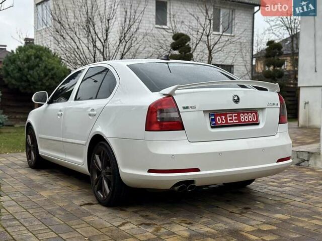 Белый Шкода Октавия, объемом двигателя 2 л и пробегом 239 тыс. км за 12950 $, фото 21 на Automoto.ua