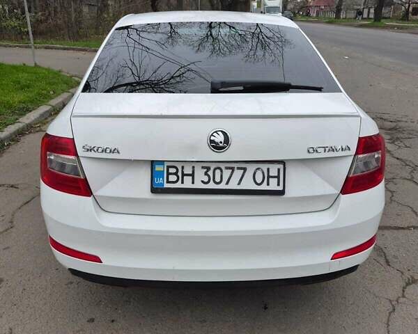 Білий Шкода Октавія, об'ємом двигуна 1.8 л та пробігом 250 тис. км за 9999 $, фото 7 на Automoto.ua