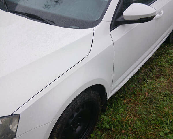 Белый Шкода Октавия, объемом двигателя 1.4 л и пробегом 348 тыс. км за 8700 $, фото 13 на Automoto.ua