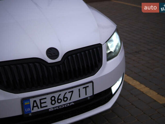 Белый Шкода Октавия, объемом двигателя 1.4 л и пробегом 254 тыс. км за 10500 $, фото 10 на Automoto.ua