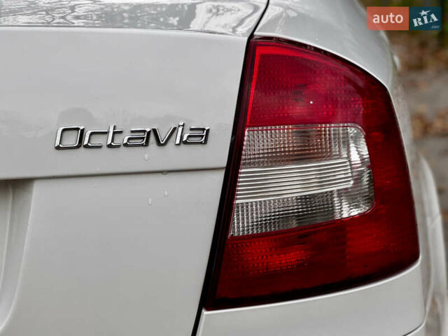 Шкода Октавія 2013 у Вінниці на Automoto.ua Білий Шкода Октавія, об'ємом двигуна 2 л та пробігом 223 тис. км за 10600 $, фото 21 на Automoto.ua