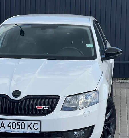 Белый Шкода Октавия, объемом двигателя 1.97 л и пробегом 299 тыс. км за 12999 $, фото 1 на Automoto.ua