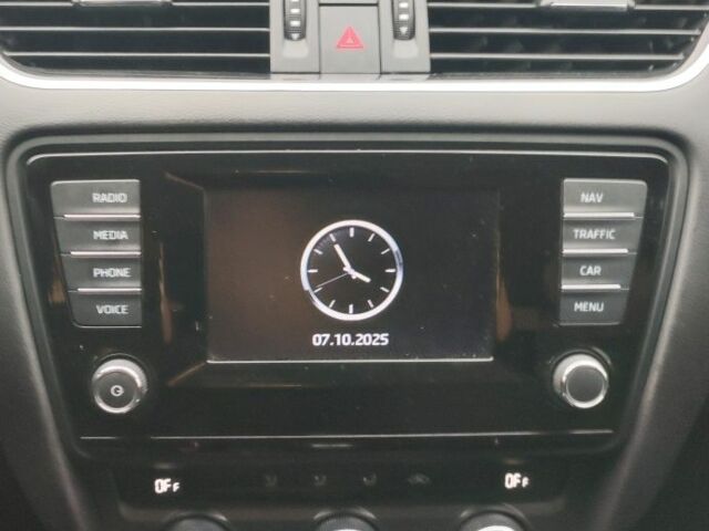 Белый Шкода Октавия, объемом двигателя 1.6 л и пробегом 250 тыс. км за 11499 $, фото 23 на Automoto.ua