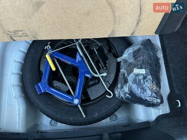 Белый Шкода Октавия, объемом двигателя 1.4 л и пробегом 72 тыс. км за 11999 $, фото 36 на Automoto.ua