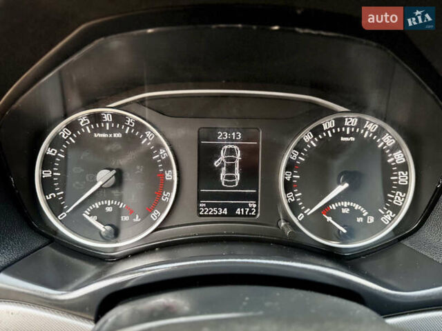 Шкода Октавія 2013 у Вінниці на Automoto.ua Білий Шкода Октавія, об'ємом двигуна 2 л та пробігом 223 тис. км за 10600 $, фото 33 на Automoto.ua