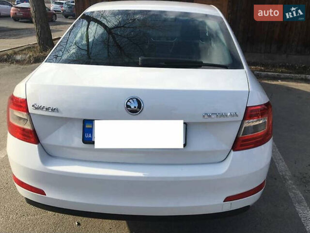 Белый Шкода Октавия, объемом двигателя 1.4 л и пробегом 348 тыс. км за 8700 $, фото 7 на Automoto.ua