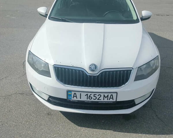 Білий Шкода Октавія, об'ємом двигуна 1.8 л та пробігом 265 тис. км за 9500 $, фото 1 на Automoto.ua