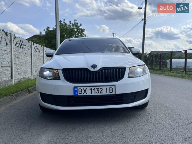 Белый Шкода Октавия, объемом двигателя 1.6 л и пробегом 242 тыс. км за 8750 $, фото 9 на Automoto.ua