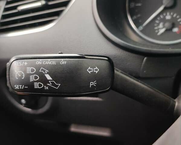 Шкода Октавия 2013 в Полтаве на Automoto.ua Белый Шкода Октавия, объемом двигателя 1.6 л и пробегом 255 тыс. км за 11750 $, фото 32 на Automoto.ua