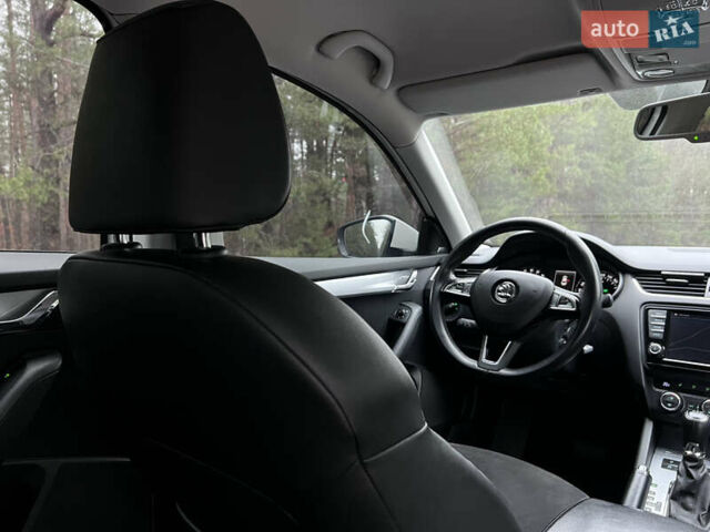 Білий Шкода Октавія, об'ємом двигуна 1.97 л та пробігом 348 тис. км за 14000 $, фото 40 на Automoto.ua