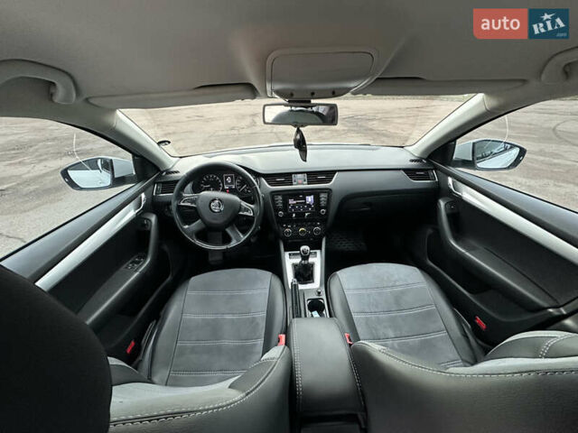 Білий Шкода Октавія, об'ємом двигуна 1.97 л та пробігом 280 тис. км за 9800 $, фото 10 на Automoto.ua