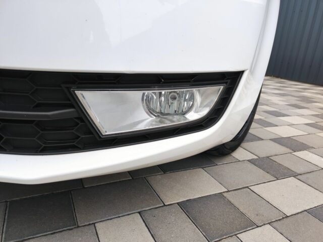 Белый Шкода Октавия, объемом двигателя 1.6 л и пробегом 250 тыс. км за 11499 $, фото 14 на Automoto.ua